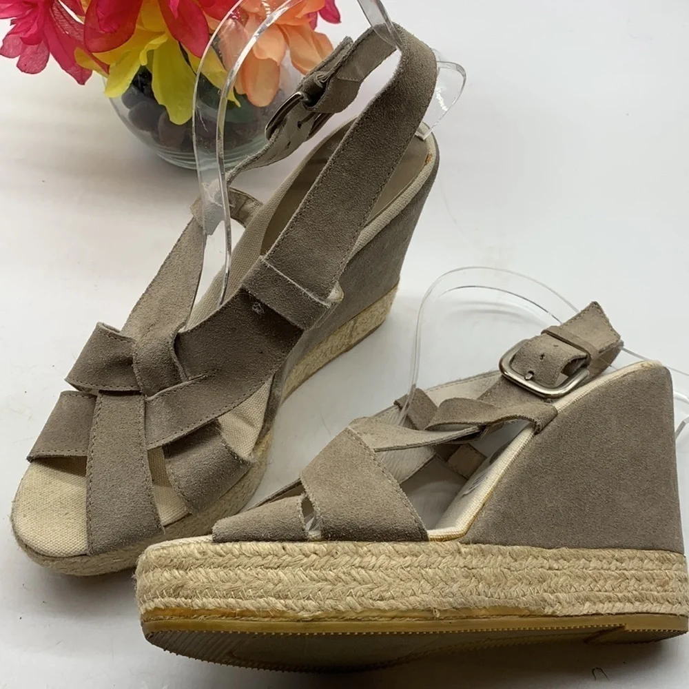 Bette Mueller Taupe suede Wedge Sandals Sz EU 41. MCW0663D